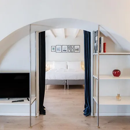 Eleganza Design Corso Porta Garibaldi - 80 Mq * 밀라노