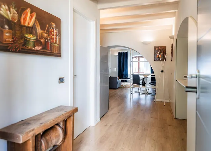 Eleganza Design Corso Porta Garibaldi - 80 Mq Milán