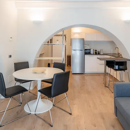 Apartment Eleganza Design Corso Porta Garibaldi - 80 Mq